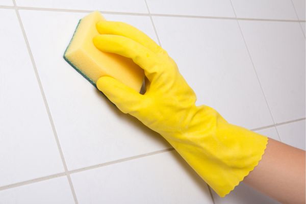 Cleaning shower